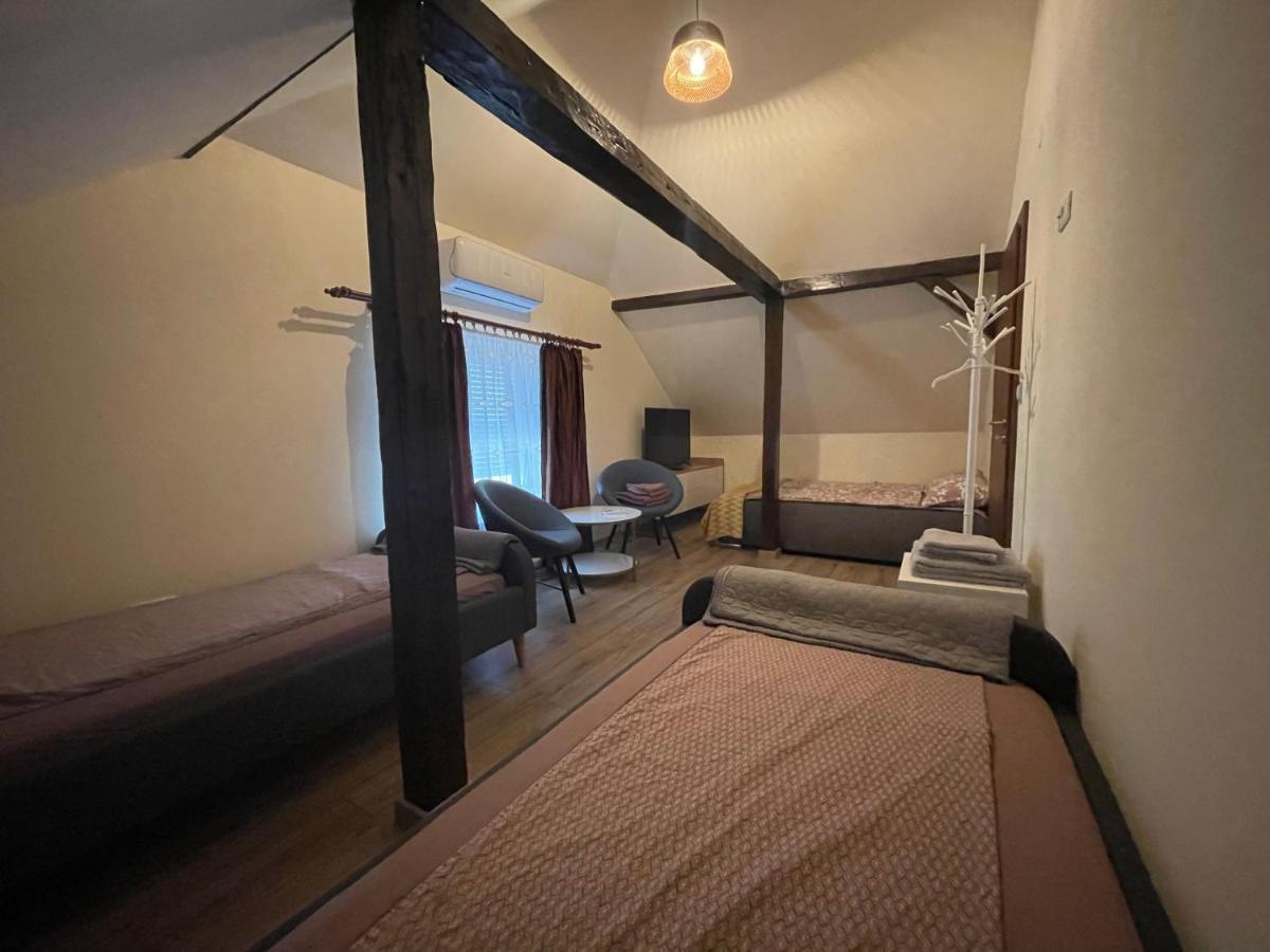Battonya House Apartment ภายนอก รูปภาพ