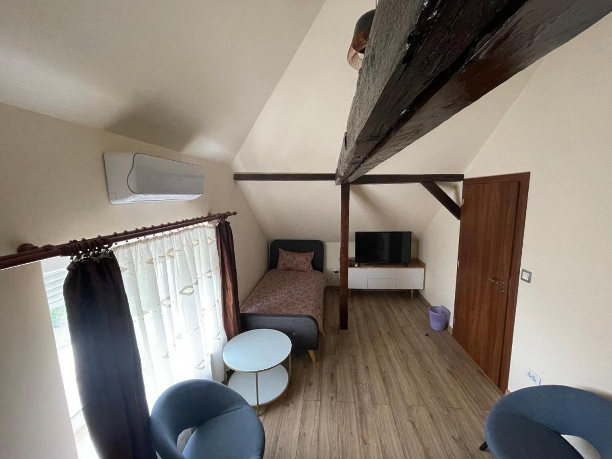 Battonya House Apartment ภายนอก รูปภาพ